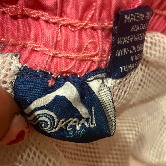 Pink Swim Shorts with Turtle Print size medium - Picture 3 of 4